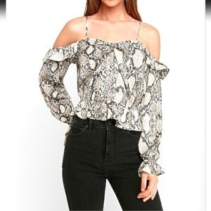 Express Women's Snake Print Off-Shoulder Top